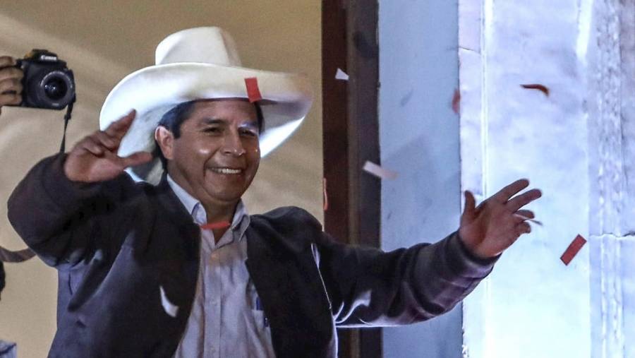 Proclama Jurado Electoral a Pedro Castillo como presidente de Perú