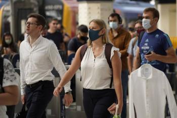 Inglaterra despide las restricciones contra Covid-19 y Tokio teme un brote en los Juegos Ol&iacute;mpicos