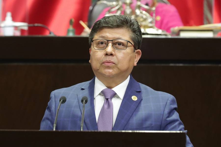 Va Morena por fortalecer proceso de juicio político