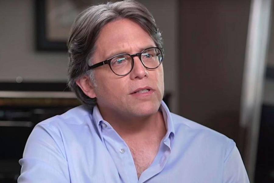 Keith Raniere, líder de la secta NXIVM, deberá pagar 3.5 mdd a 21 víctimas