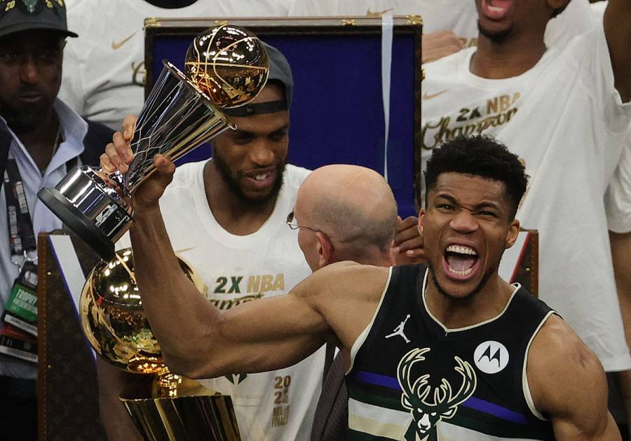 Bucks vencen a los Suns y logran su primer título de NBA desde 1971