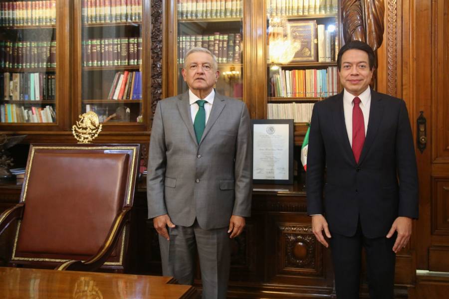 Confirma AMLO haberse reunido ayer con el líder de Morena, Mario Delgado