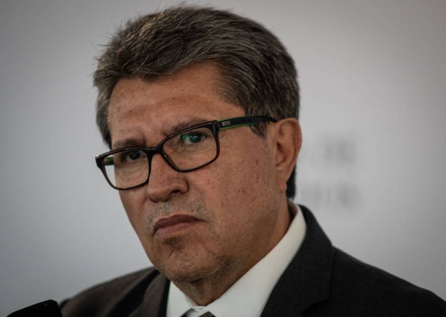 Ahora hackean celulares de Monreal y Romo