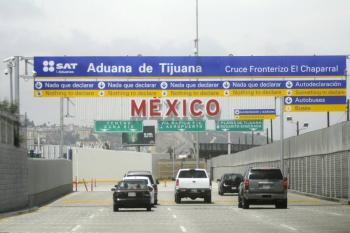 Cuestiona alcalde de San Diego decisi&oacute;n de mantener cerrada la frontera con M&eacute;xico