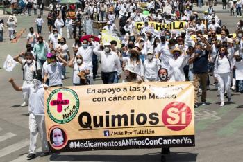 CDMX: sin incidentes en la marcha “#QuimiosSi”