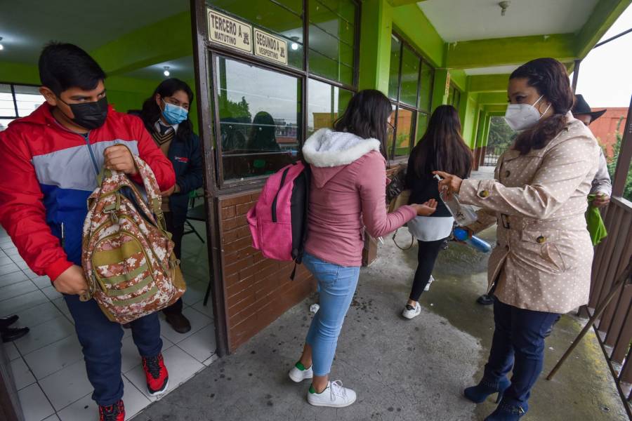 Piden obispos garantizar condiciones para el regreso a clases