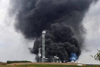 Explosi&oacute;n de planta qu&iacute;mica en Alemania deja al menos un muerto y 16 heridos