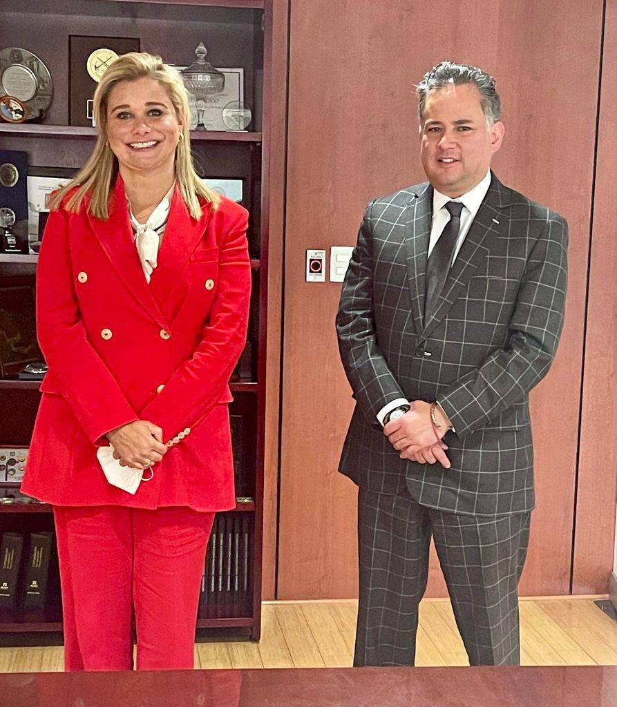 Se reúnen Nieto y gobernadora electa de Chihuahua