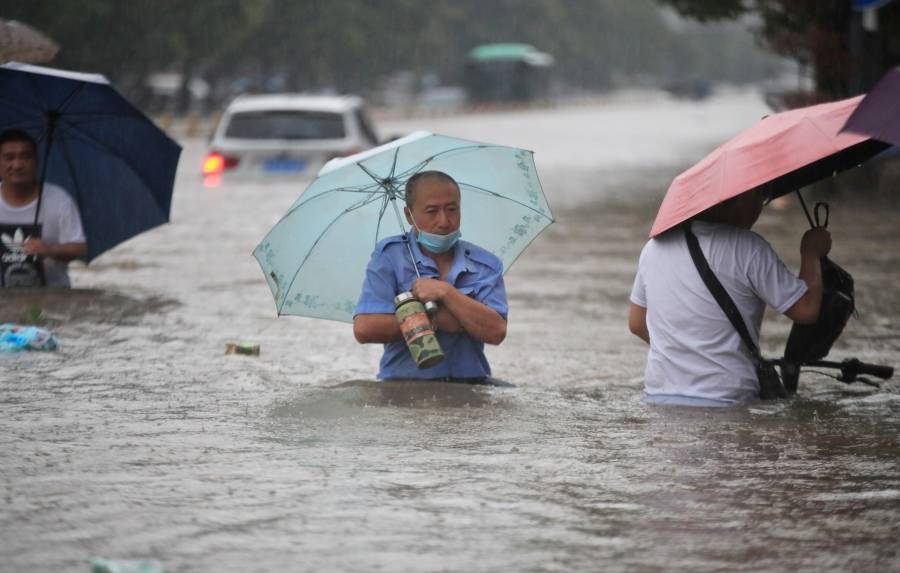Asciende a 99 los muertos por inundaciones en China