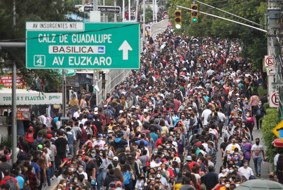CDMX pide a j&oacute;venes temerosos por Covid-19, respetar plan de vacunaci&oacute;n