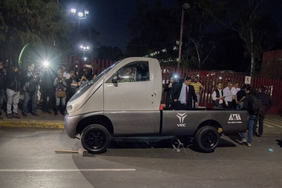Impulsan movilidad mediante vehículos eléctricos
