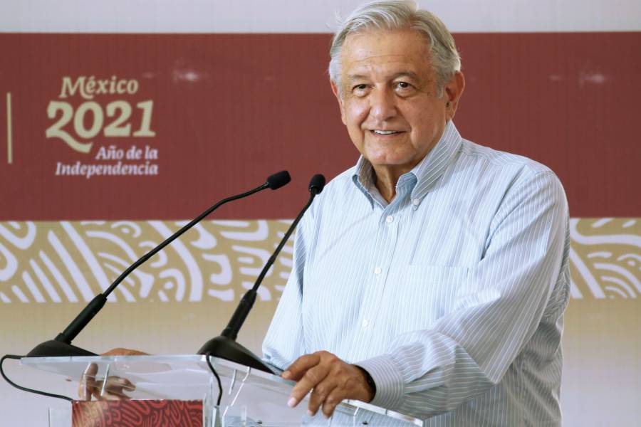 Presidente López Obrador pide menos cuota en consulta popular