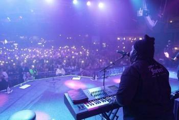 Paname&ntilde;o Sech abarrota conciertos de su gira por EUA