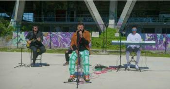 Boza sorprende en Sesi&oacute;n Ac&uacute;stica con sus grandes &eacute;xitos
