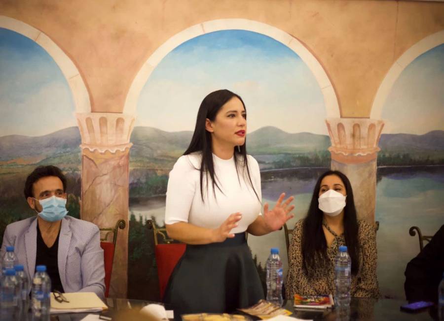 Impulsará Sandra Cuevas economía de empresarios del Centro Histórico