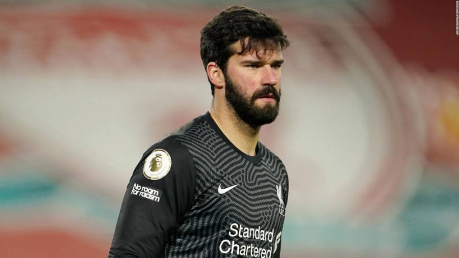 Alisson Becker prolonga seis años su contrato con el Liverpool  