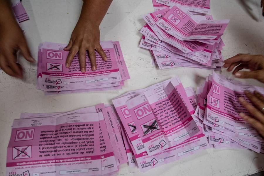 INE rechaza acusaciones y descalificaciones de AMLO por Consulta Popular