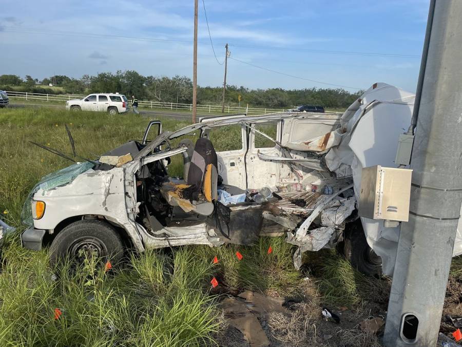Accidente vial en Texas deja al menos 10 migrantes muertos