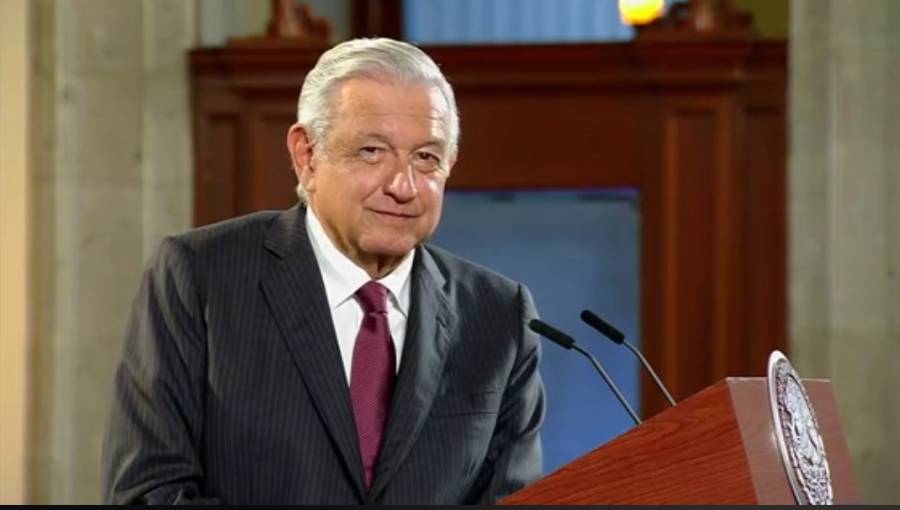 AMLO desayuna con el ministro presidente Arturo Zaldívar