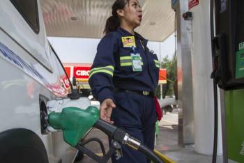 Econom&iacute;a pide a gasolineros denunciar corrupci&oacute;n