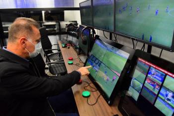 El VAR ser&aacute; implantado en partidos de clasificaci&oacute;n de Europa a Mundial-2022