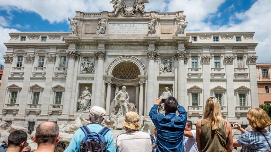 Turistas en Italia se encuentran desconcertados por el pasaporte sanitario