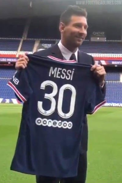 Casi 4 mil pesos cuesta una playera del PSG con el 30 de Lionel Messi