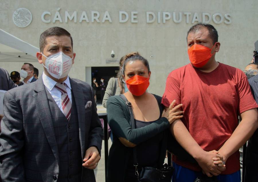 Padres de menor abusado por Saúl Huerta, presencian desafuero