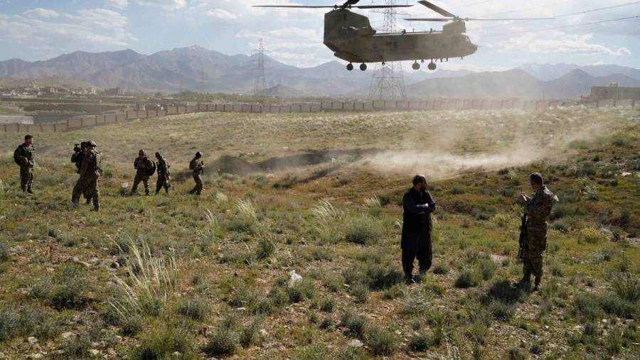 EEUU anuncia el envío de 3,000 soldados a Kabul para evacuar a funcionarios