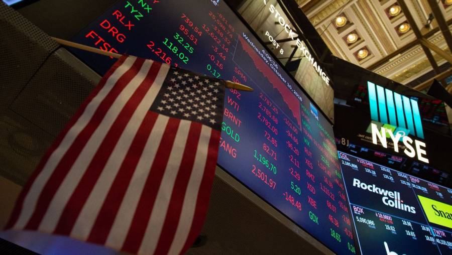 Wall Street abre ligeramente a la baja tras alcanzar máximos históricos