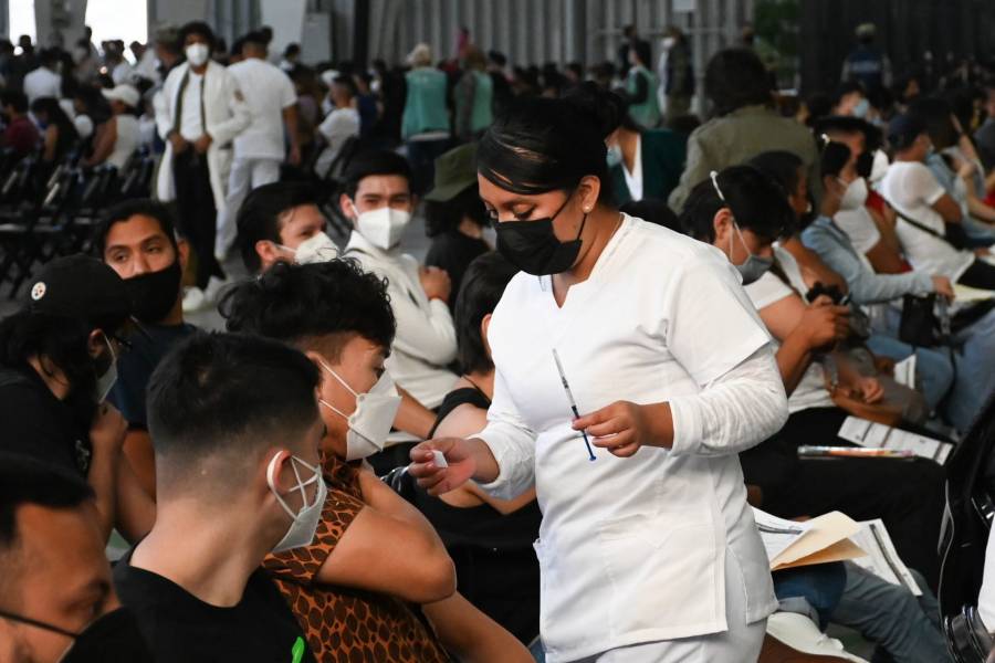 CDMX: Vacunados contra Covid-19 el 86% de los adultos