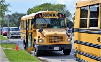 Covid-19 deja m&aacute;s de 400 alumnos en cuarentena en Florida