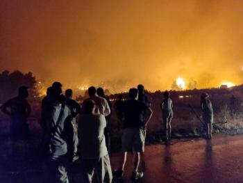 A pesar de que Grecia controla los incendios, Europa sigue en alerta