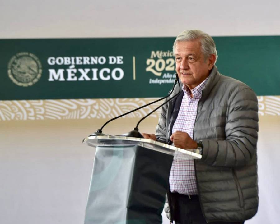 Hay quienes viven de administrar conflictos, y reciben dinero del extranjero: López Obrador
