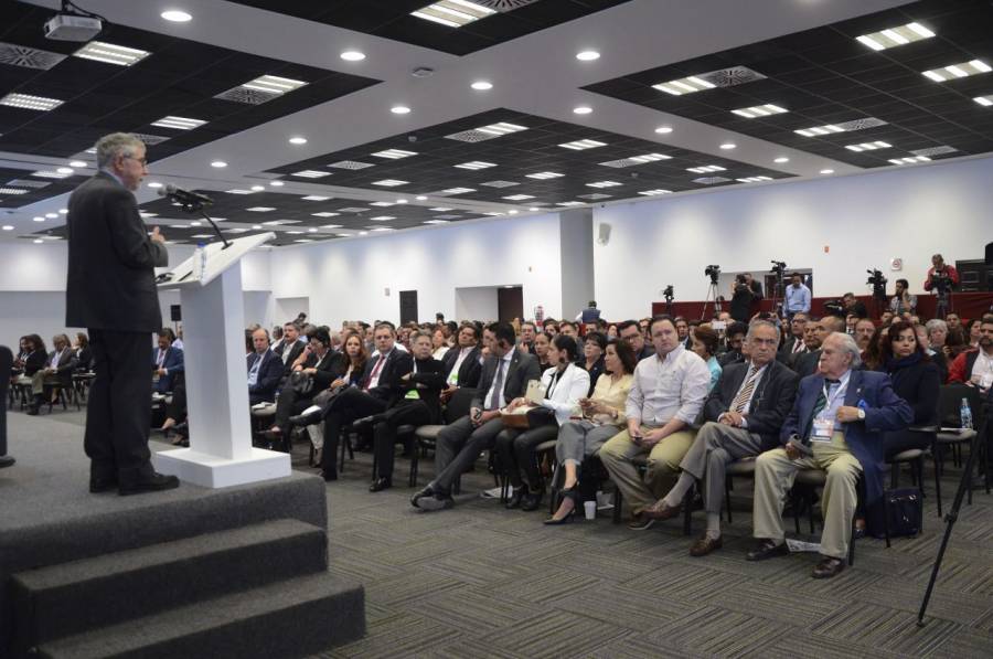 CDMX aumenta aforo en centros de convenciones y congresos