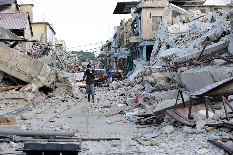 SRE abre línea telefónica para apoyar mexicanos en Haití tras fuerte sismo