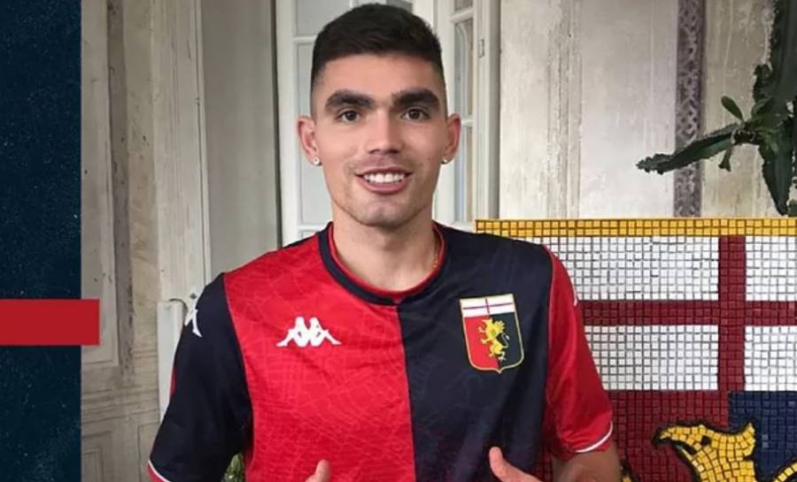 Johan V&aacute;squez, oficialmente nuevo jugador del Genoa