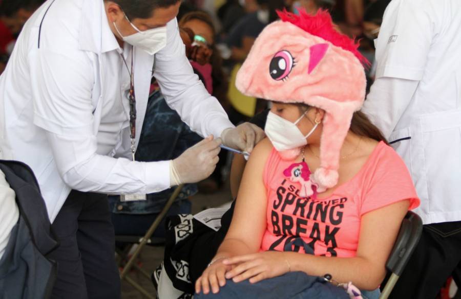 Xochimilco invita a jóvenes a disfrazarse para recibir vacuna Covid