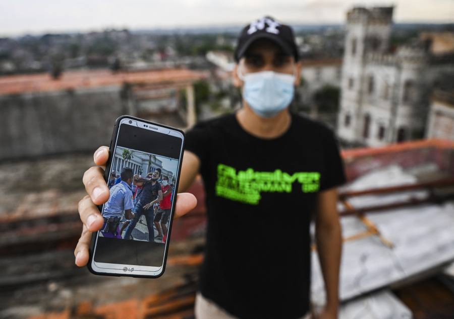 Subversión social y “fake news” son tipificados como delitos en Cuba