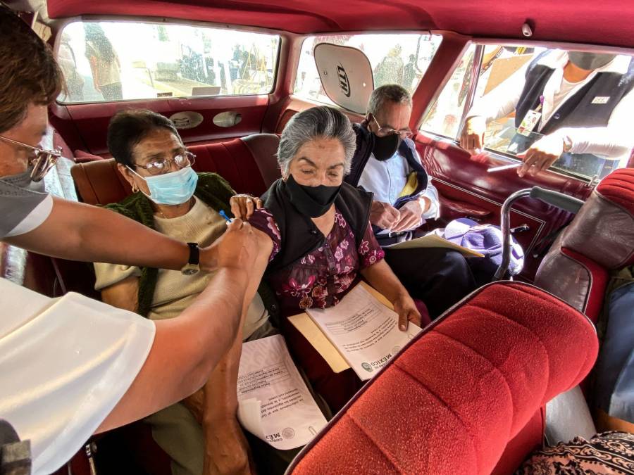 México reporta 877 muertes por Covid en 24 horas