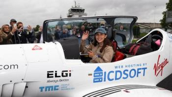 Una j&oacute;ven piloto de 19 a&ntilde;os despega para dar la vuelta al mundo