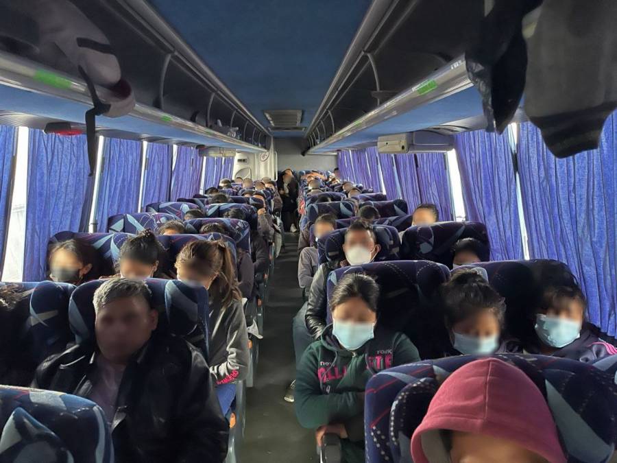 Guardia Nacional y el INM auxilian a más de mil 600 migrantes en 17 estados