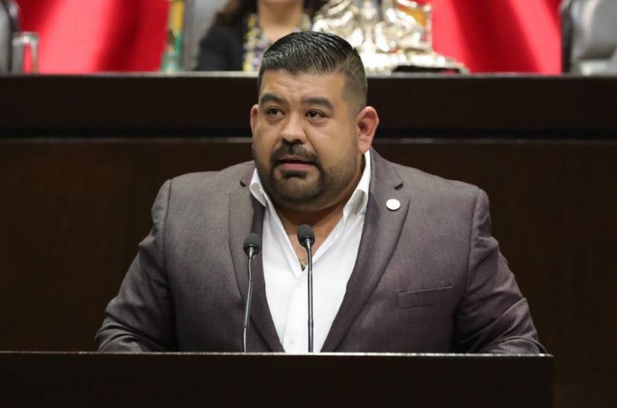 Diputado del PT se suma al PRD; denuncia intromisión del narco en elección de Michoacán