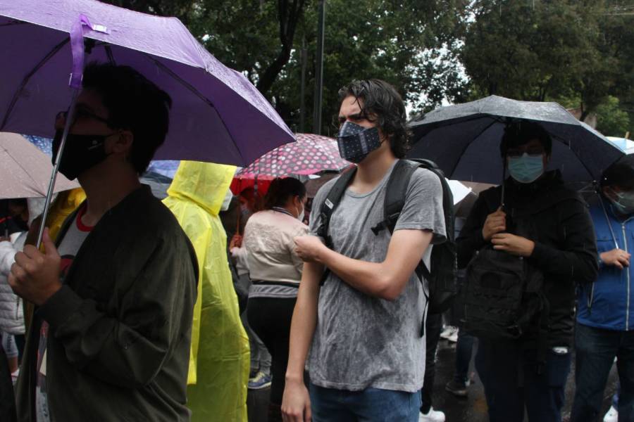 Enfado en Xochimilco por vacunación contra el COVID-19; algunos rechazan vacunarse