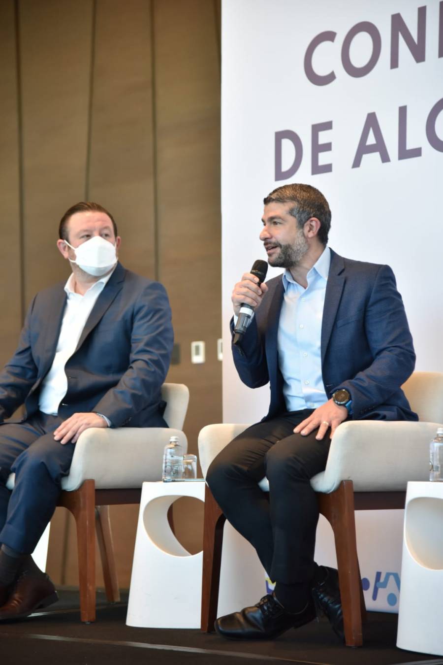 Mauricio Tabe convoca a recaudar fondos para rehabilitar escuelas en Miguel Hidalgo