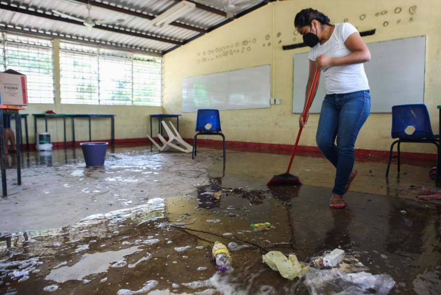 Falta de agua y plaga de ratas preocupa a escuelas en próximo regreso a clases