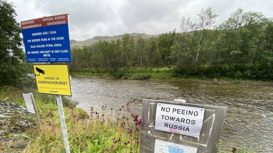 En Noruega queda prohibido orinar mirando a Rusia