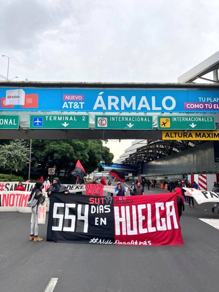 Huelguistas de Notimex piden solucionar conflicto laboral y frenar persecución judicial