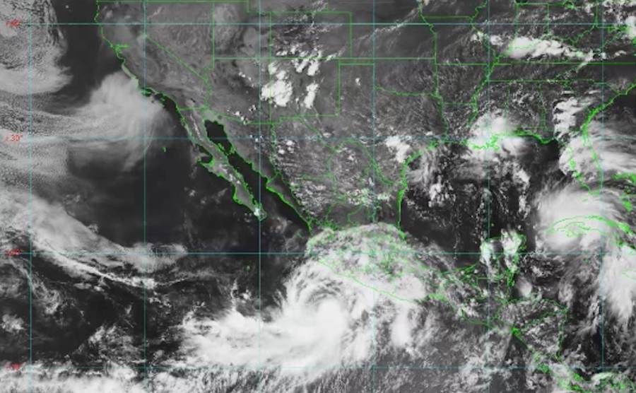 Reportan lluvias en Yucatán y Quintana Roo por cercanía del huracán “Ida”
