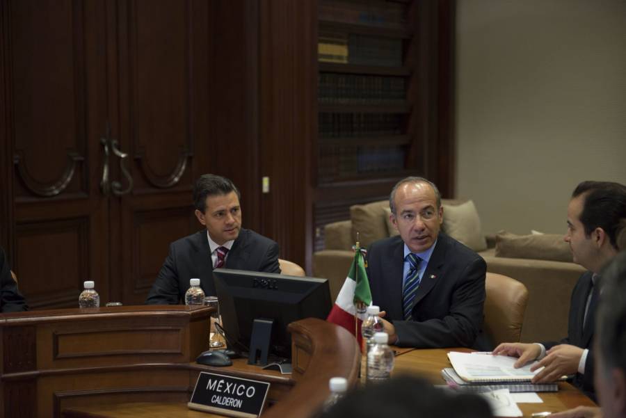 UIF alista información contra Peña Nieto y Calderón por presunto pago de sobornos